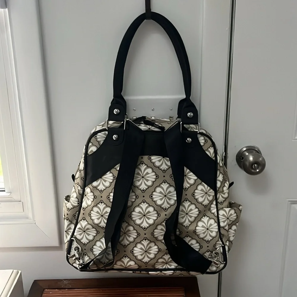 Petunia Pickle Bottom Marbella Meadows Sashay Satchel Diaper Bag,NWT